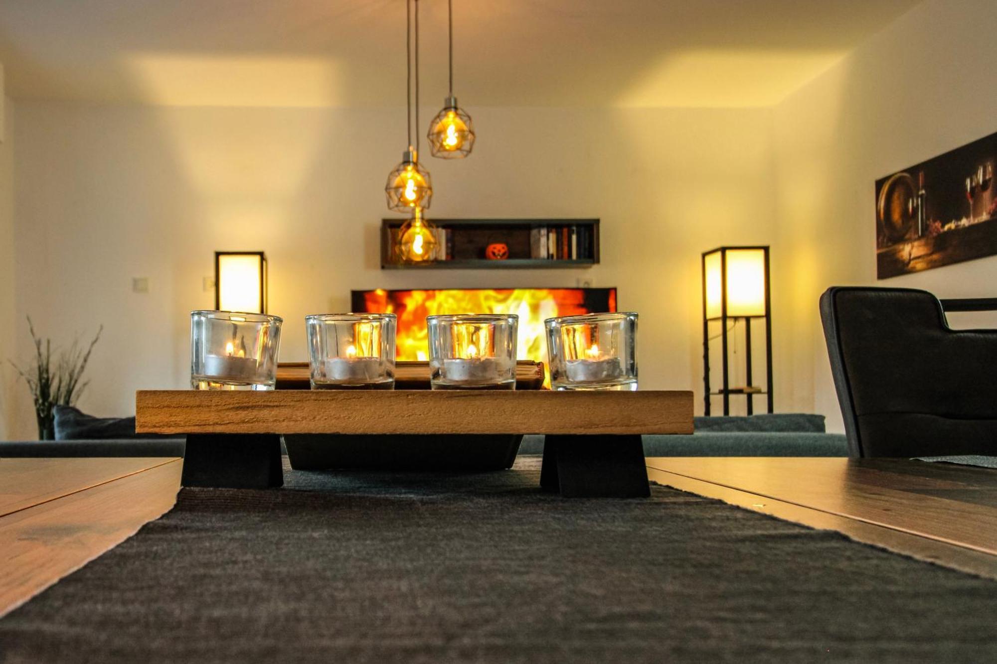 Moderne Fewo Sky Netflix Terrasse Burgblick Boxspringbett Waschtrockner Bullay Kültér fotó